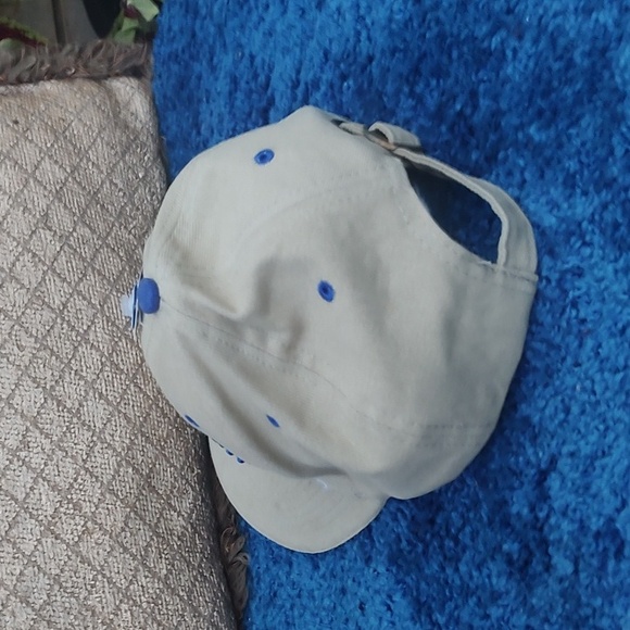 Hawaii 🤠 Hat - Picture 5 of 10